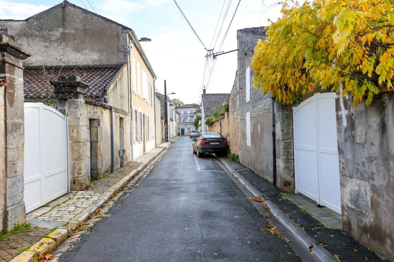 Le Mimosa #Netflix #Centre-Ville Cognac Luaran gambar